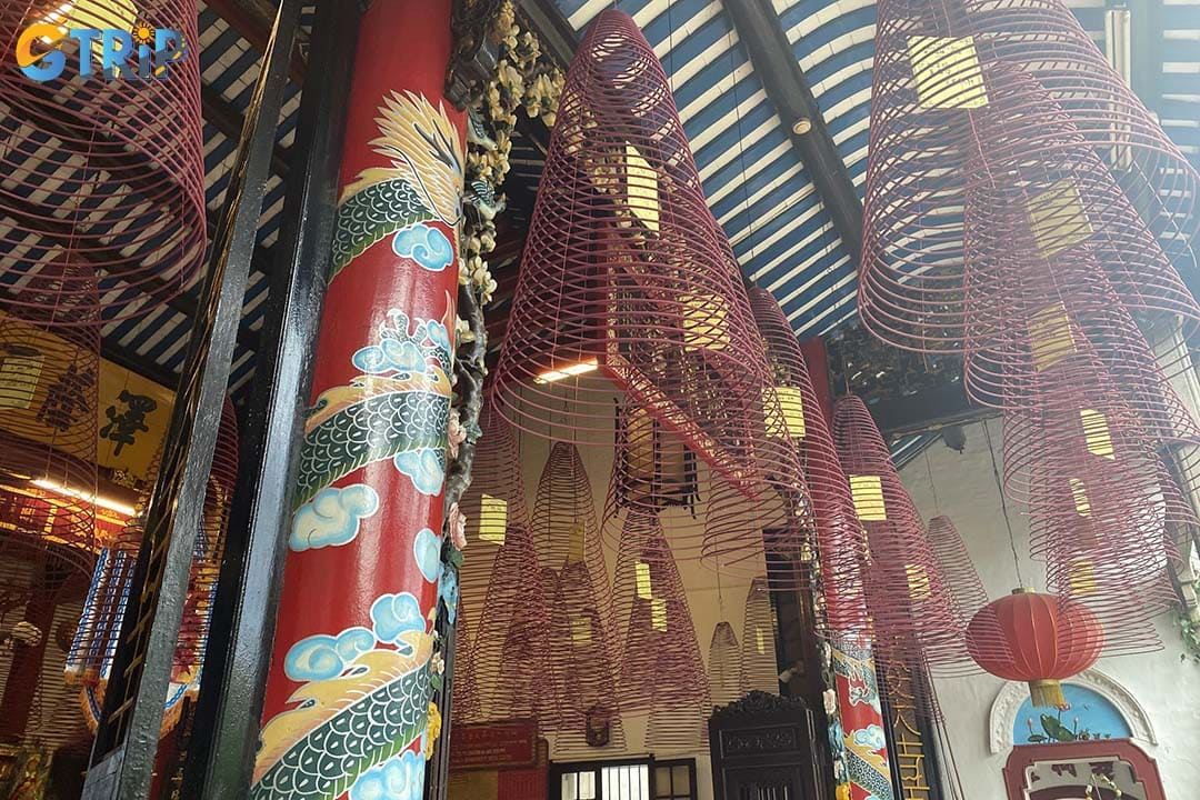 Remember the practical tips to have a great trip to the Cantonese Assembly Hall in Hoi An