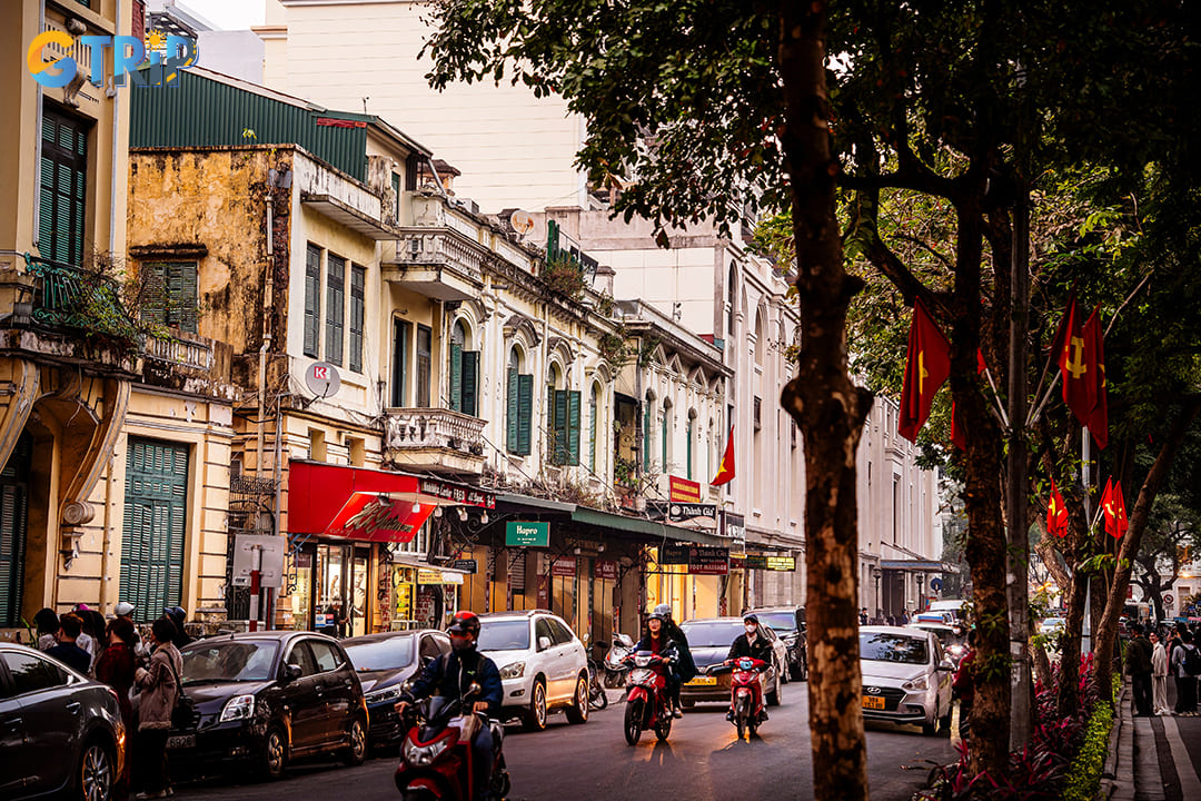 Remembering practical tips will enhance your experience in this historic district