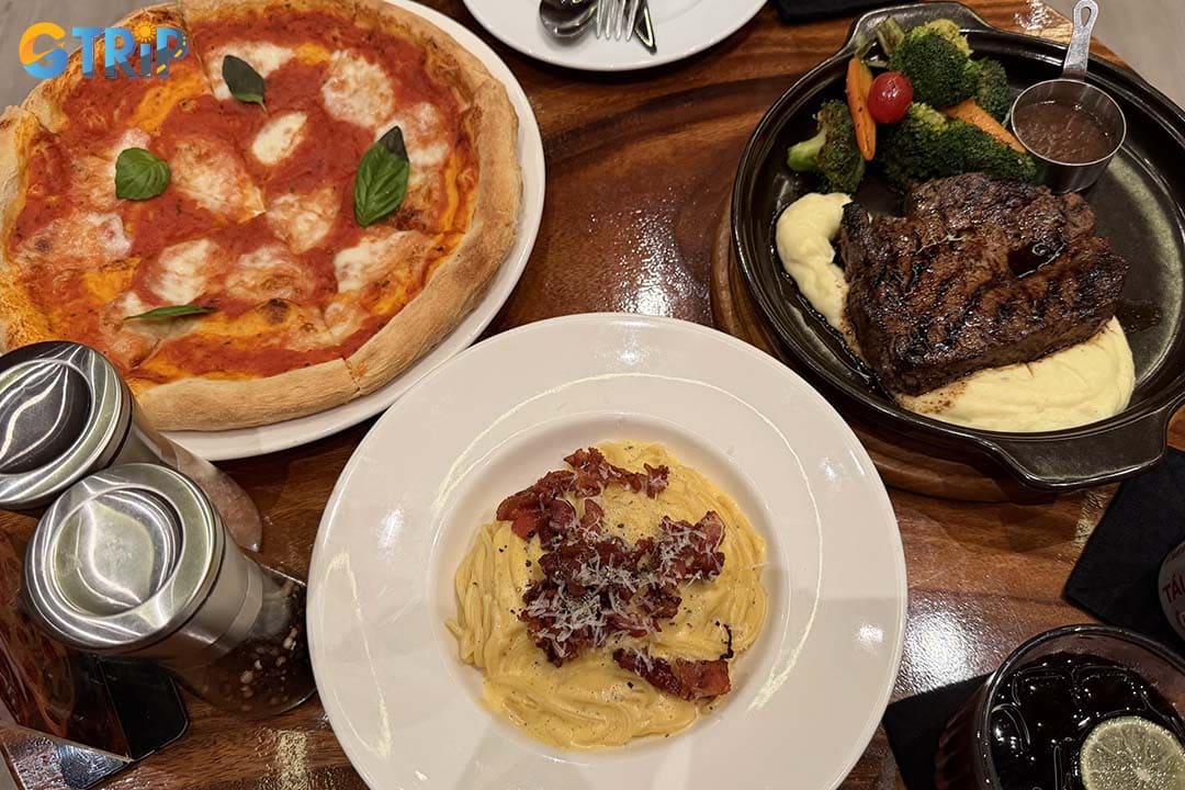 Riverside Terrace Da Nang is a waterfront Italian restaurant offering seafood pasta, comfort dishes, and scenic views of Dragon Bridge