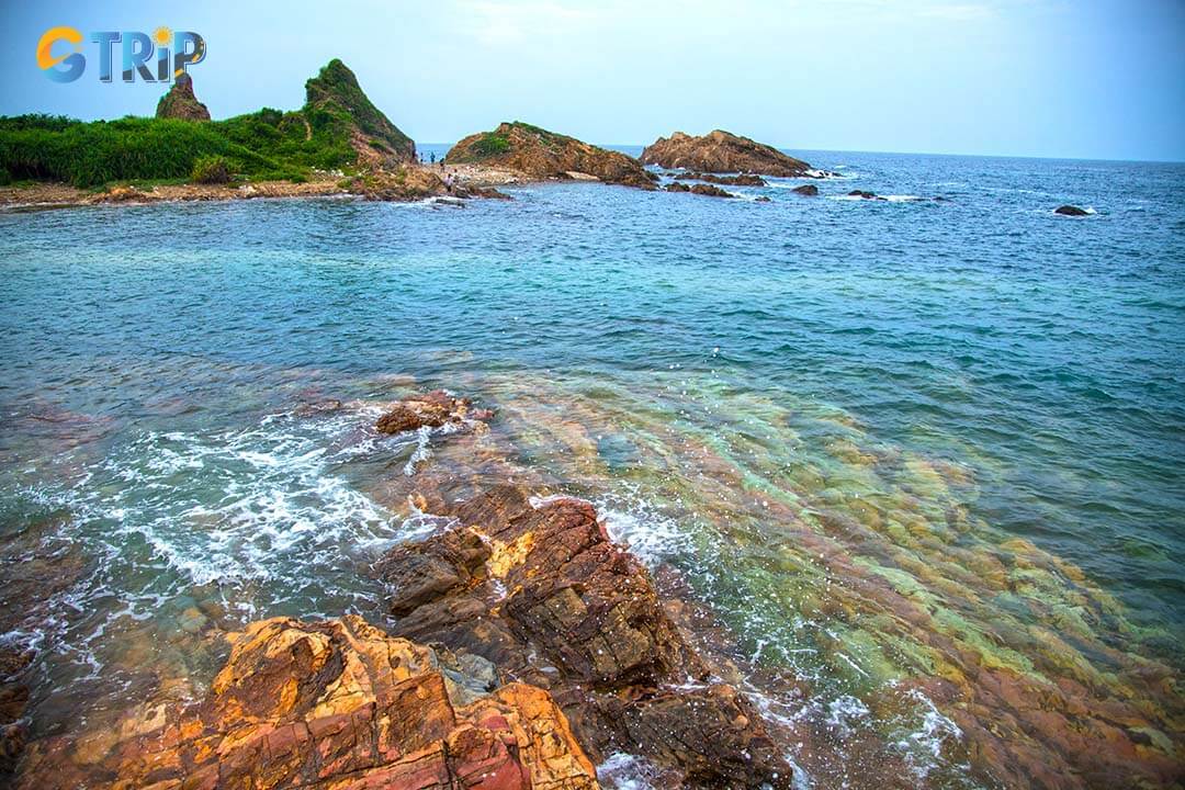 Another view of Quang Ninh Beach