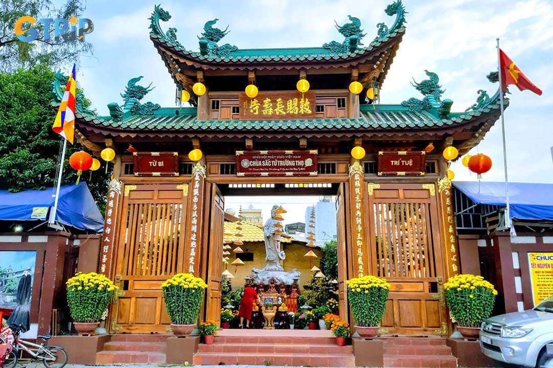 Sac Tu Truong Tho Pagoda is a city-level historical and cultural relic known for its traditional architecture
