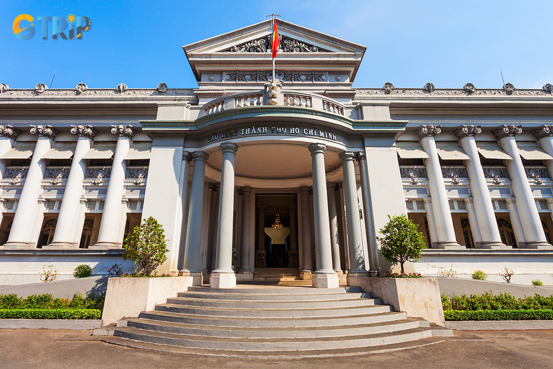 Set in a beautiful colonial-era building surrounded by gardens, the Museum of Ho Chi Minh City offers an insightful look into the city's past