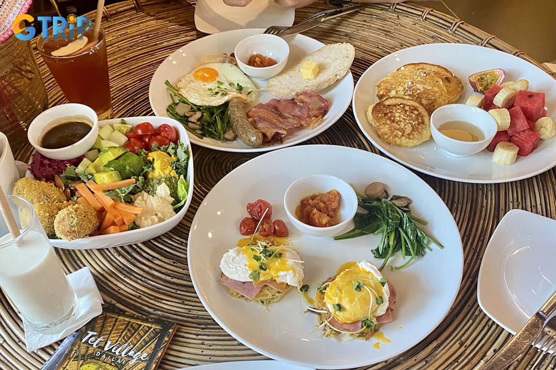 Set in a restored French colonial villa in Tay Ho, the cafe combines European charm with Vietnamese hospitality, featuring garden seating and serene views of West Lake