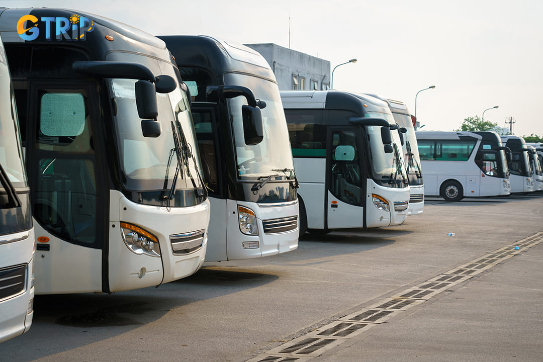 Travelling to Ninh Binh by bus at the bus station