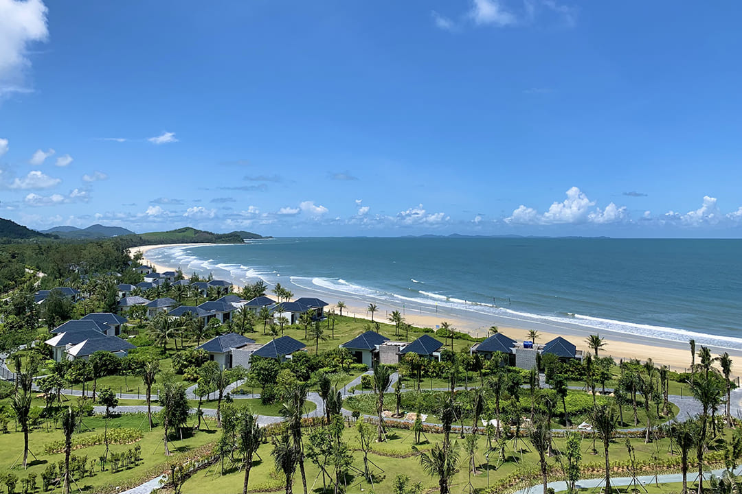 The overview of Son Hao Beach