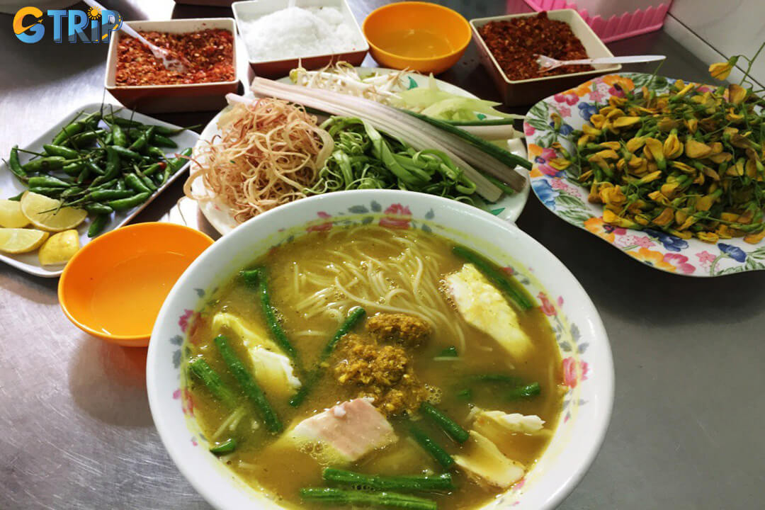 Taste the soul of Ho Thi Ky through signature dishes, each a flavorful story of Cambodian-Vietnamese heritage and Saigon’s vibrant street food culture