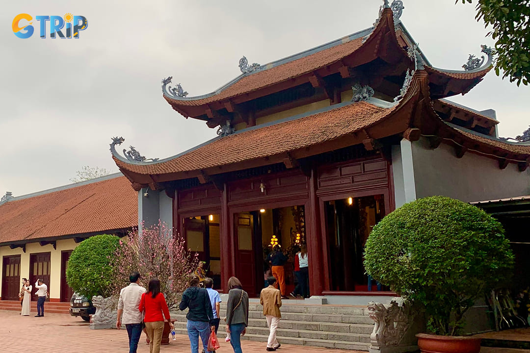 Tay Ho Temple sits on the northeastern shore of West Lake and serves as one of the most important spiritual sites dedicated to Mother Goddesses worship