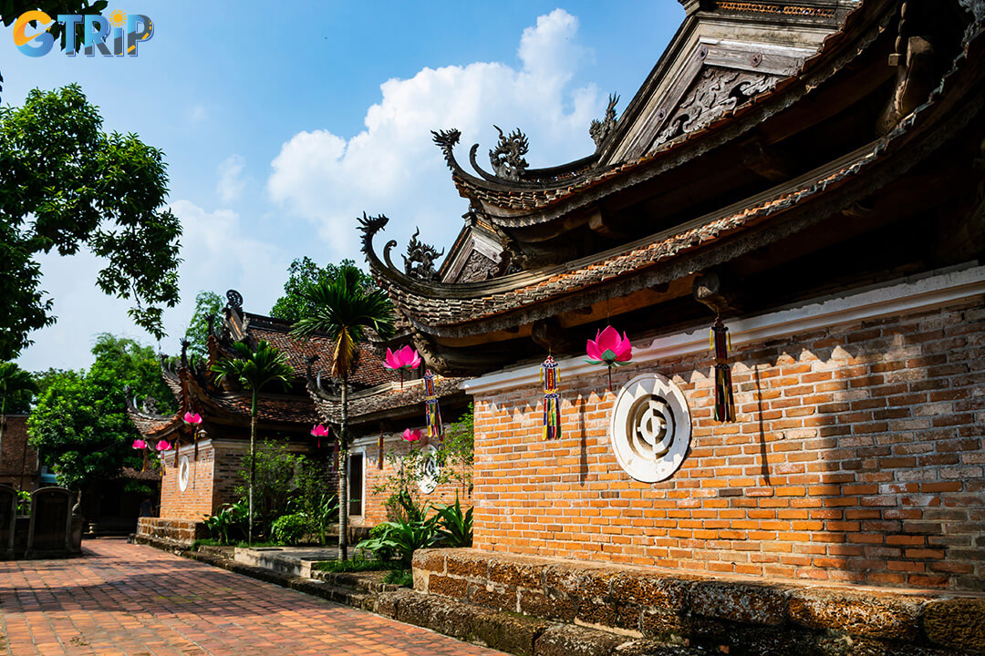 Tay Phuong Pagoda offers insights into Vietnamese culture, art, and Buddhist philosophy through bilingual displays, symbolic motifs, and expert local guides