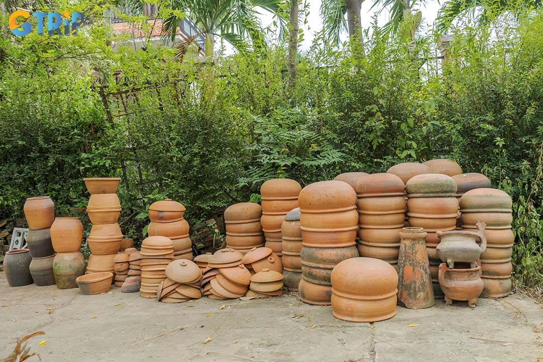 Thanh Ha Pottery Village is open daily for visitors to explore the traditional Vietnamese craftsmanship