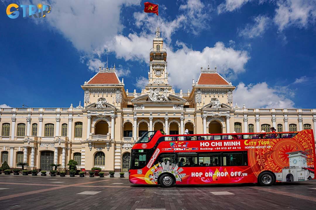 The 1-Hour Round Trip City Tour offers a relaxing open-top bus ride past Saigon’s top landmarks, delivering a complete panoramic experience of the city in just one hour