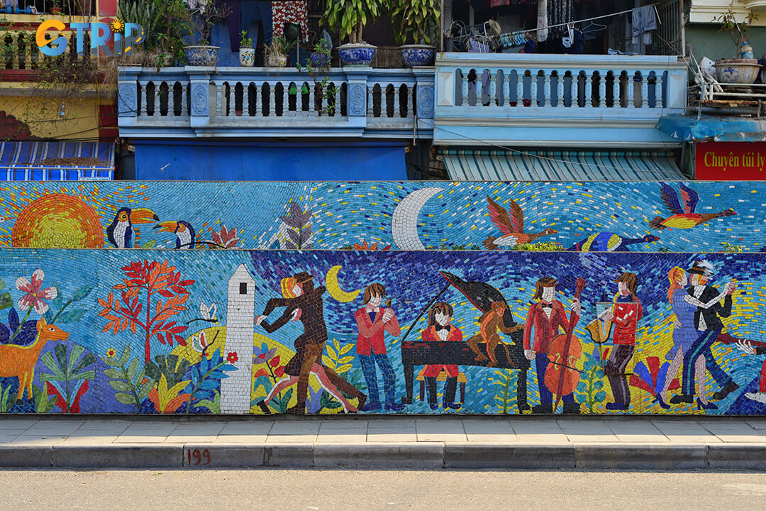 The 21 sections of the Hanoi Ceramic Mosaic Mural vividly portray Vietnam’s cultural journey, blending ancient traditions with modern creativity