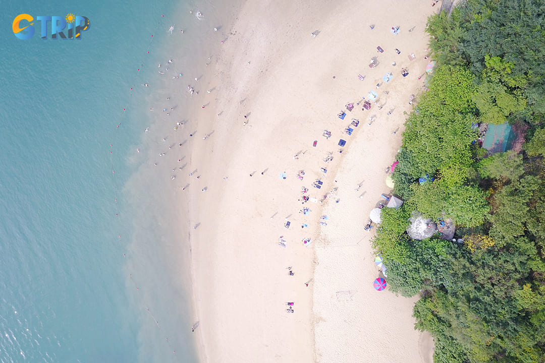 The above view of Ti Top Beach