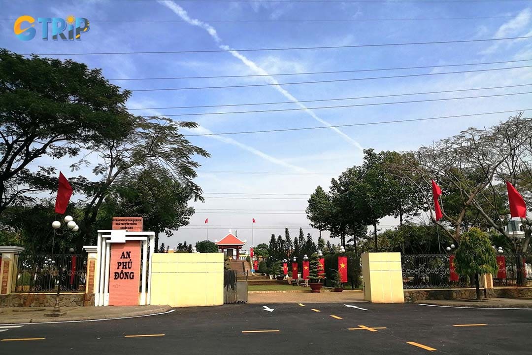 The An Phu Dong War Zone Memorial stands as a solemn tribute to the region’s vital wartime role, honoring the soldiers and civilians who fought and sacrificed