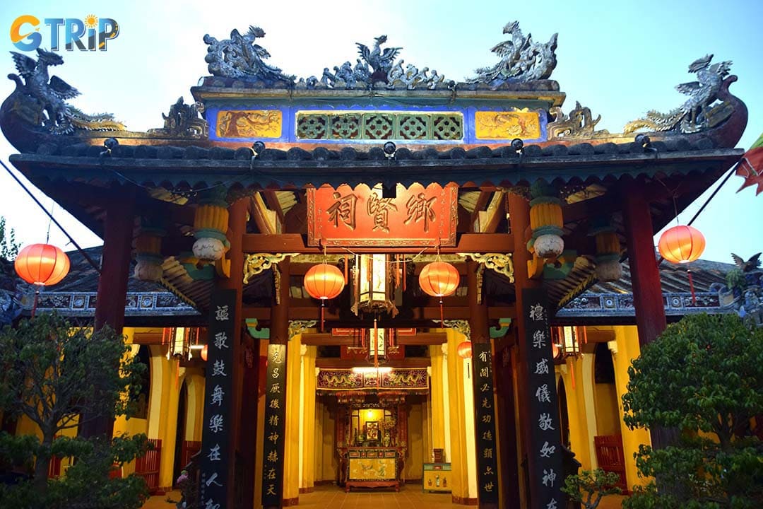 The architecture of Cam Pho Communal House is a captivating blend of functionality and symbolism