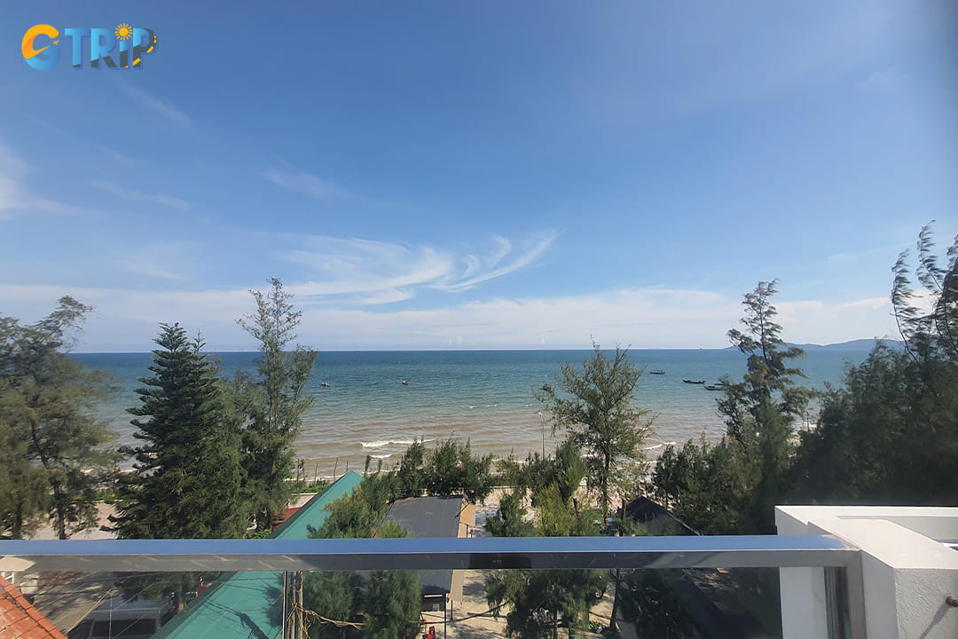 The beach view from Hai Ha Hotel