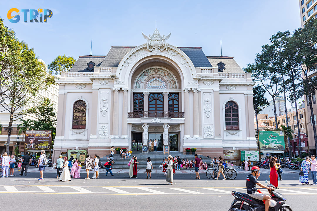 The building is best captured in the morning or late afternoon when natural light highlights its ornate exterior without casting harsh shadows