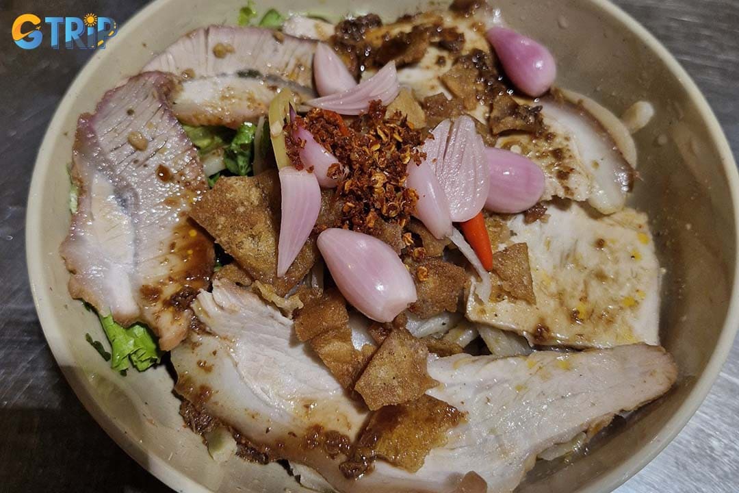 The cao lau at Hai Toan is known for its light-yet-savory broth and exceptionally fresh ingredients