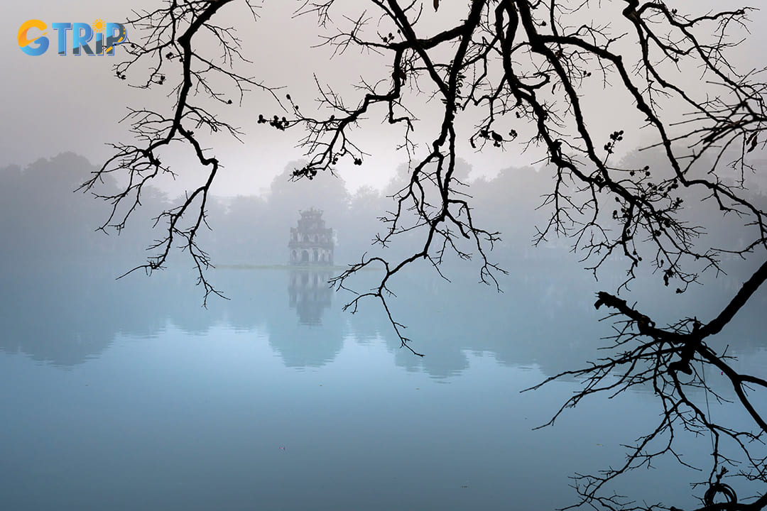 The capital city enters its winter season, offering pleasant temperatures that strike the perfect balance