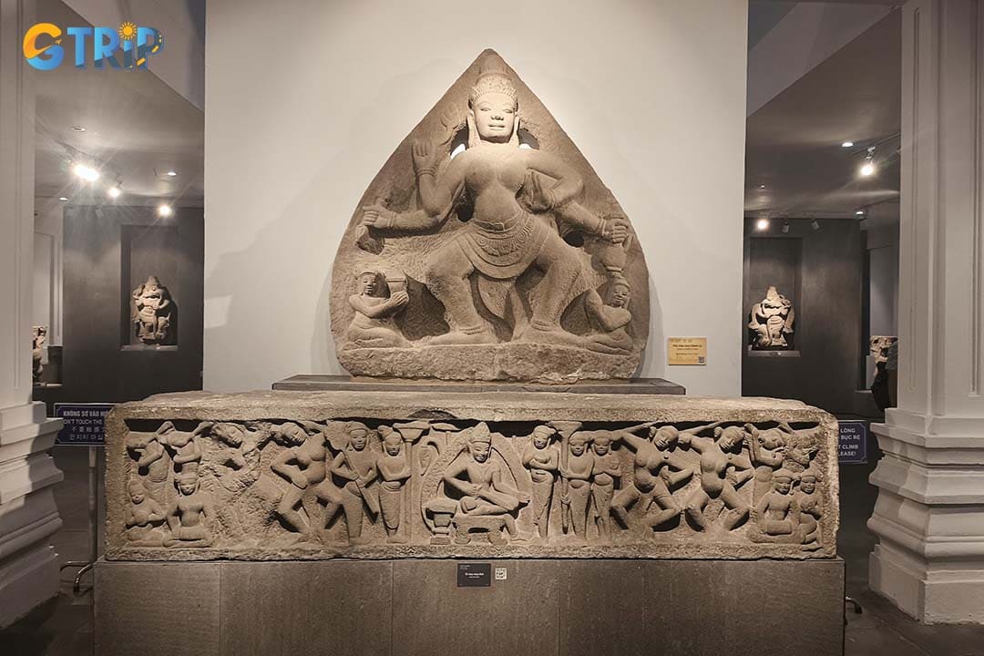 The Cham Museum stands out as a must-visit cultural landmark thanks to its unrivaled collection of ancient Cham sculptures