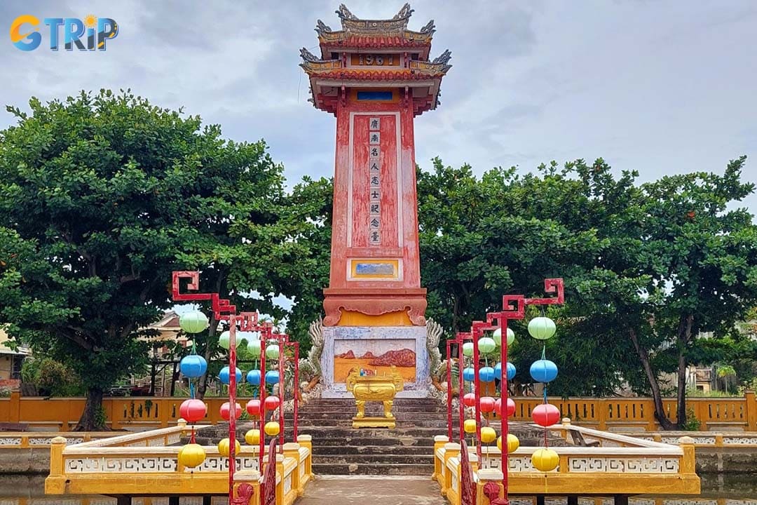 The commemorative tower is an important monument dedicated to notable scholars and patriotic figures from Quang Nam