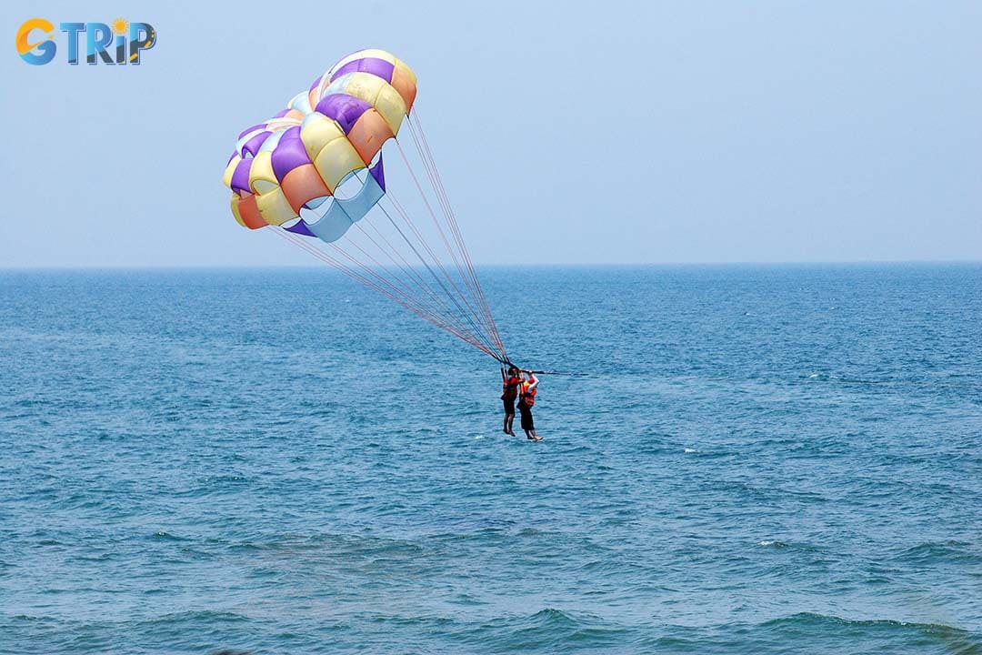 The Da Nang parasailing experience is a perfect blend of high-octane excitement and serene beauty