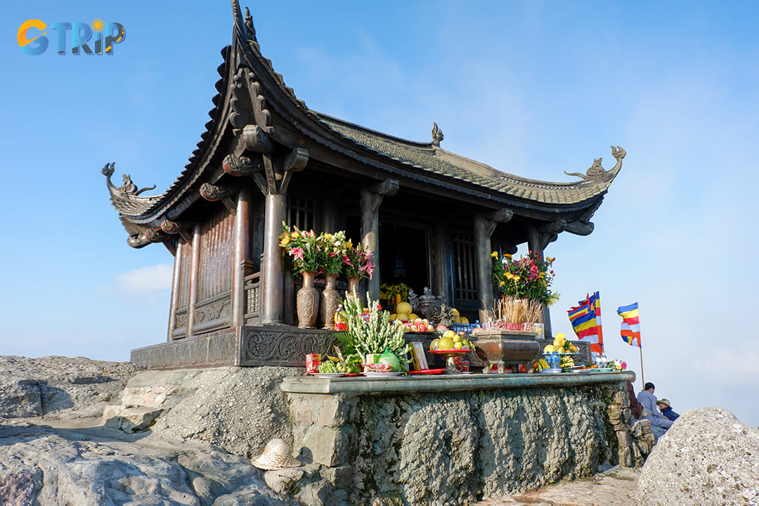 The Dong Pagoda lies on the peak of the mountain