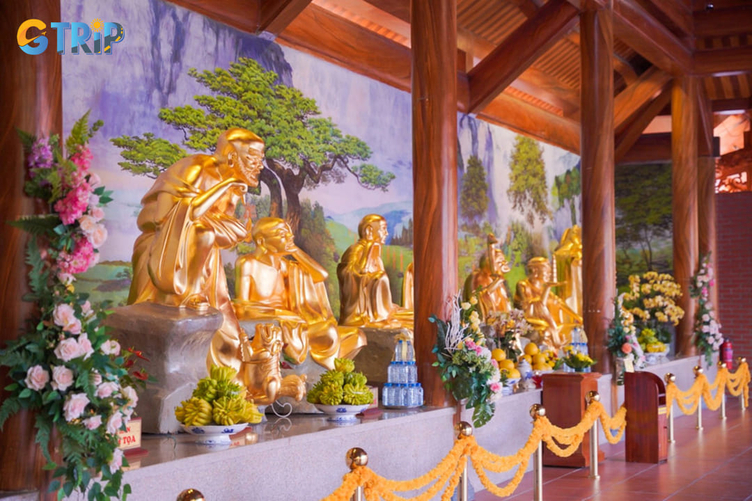 The Eighteen Arhats Corridor with a series of statues