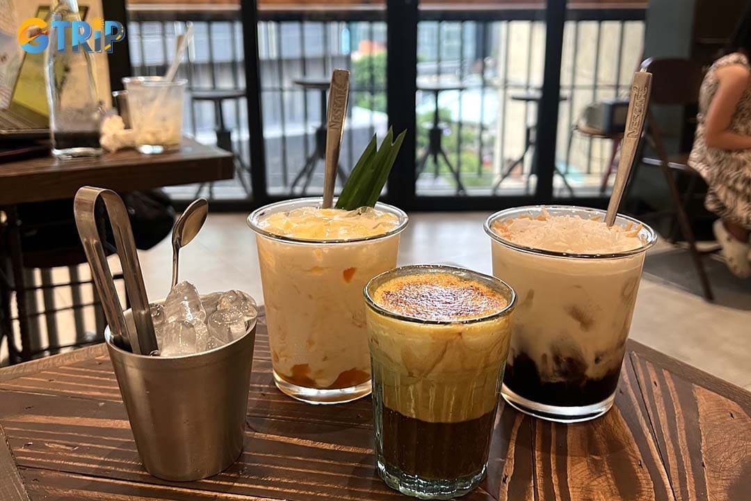 The eighth floor is mostly dedicated to cafes, such as Po Cafe