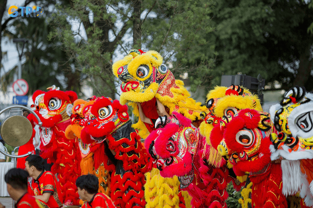 The festival atmosphere becomes more vibrant with lion and dragon dances in second day