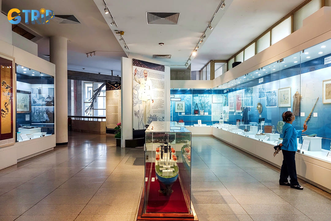 The first floor offers visitors a detailed chronological exploration of Ho Chi Minh's life through nine thematic exhibitions