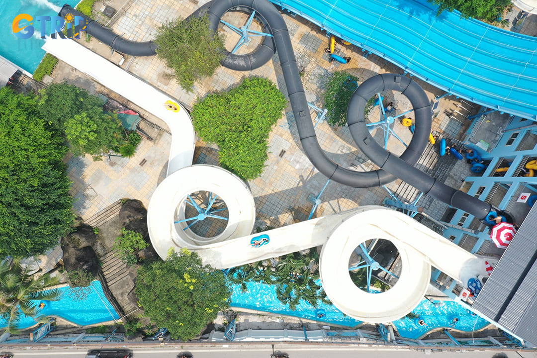 The Float Slides area combines the thrill of sliding with the comfort of inflatable tubes, creating a more relaxed yet exciting experience
