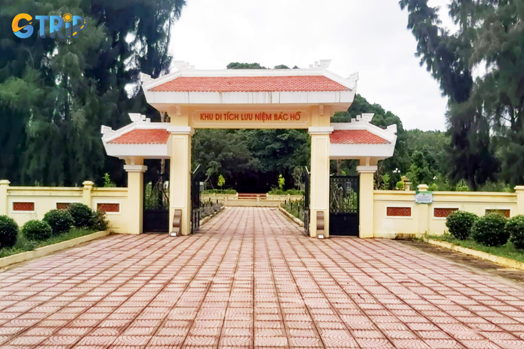 The gate of Uncle Ho Memorial House