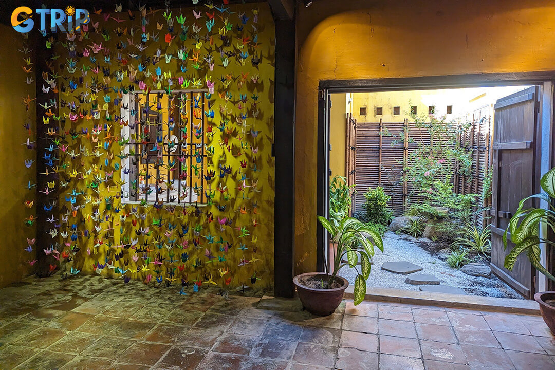 The ground floor of the Japanese Culture Gallery is divided into themed spaces that showcase artifacts, cultural traditions, and the historical connection