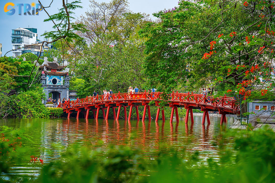 The Huc Bridge, with its vivid red hue and iconic lakeside setting, is a must-see symbol of Hanoi’s cultural and historical heart
