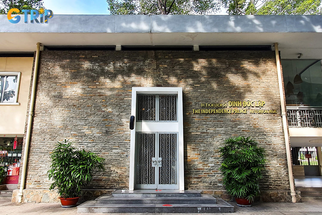 The Independence Palace transitioned from a bastion of war to a beacon of learning and cultural heritage