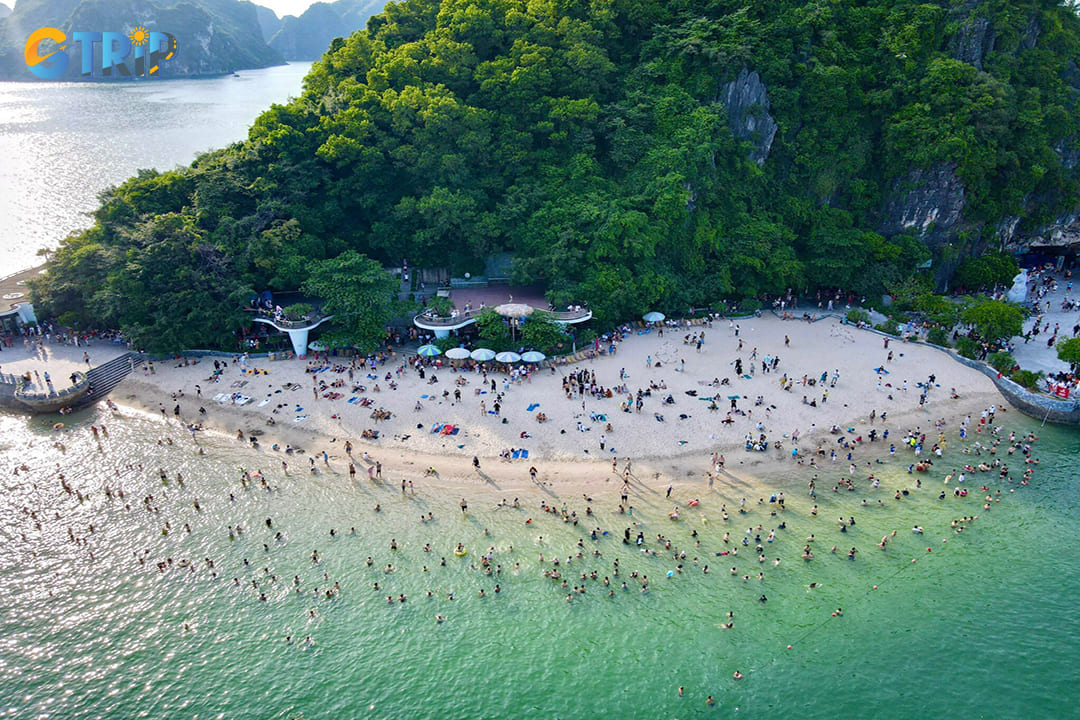 The island is famous for its sandy beach and towering hill