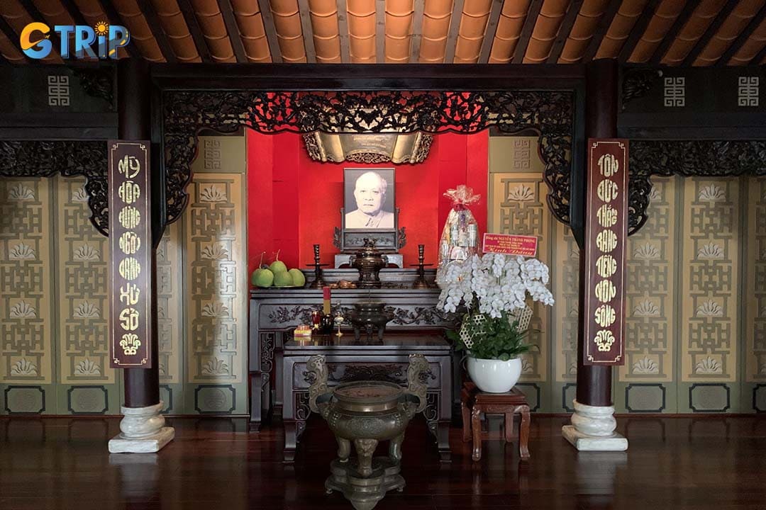 The Memorial Room serves as the museum’s emotional centerpiece, featuring a bronze bust of President Ton Duc Thang, a traditional altar with offerings, and evocative lacquer paintings