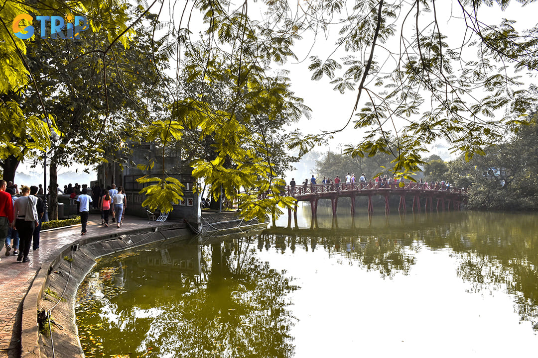 The mild December climate creates the perfect atmosphere for a leisurely walk around Hanoi's iconic Hoan Kiem Lake