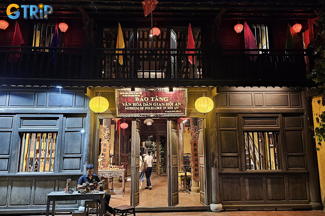 The museum features dual entrances connecting the bustling heritage streets with the peaceful Thu Bon riverside, making it easy to include in your walking tour