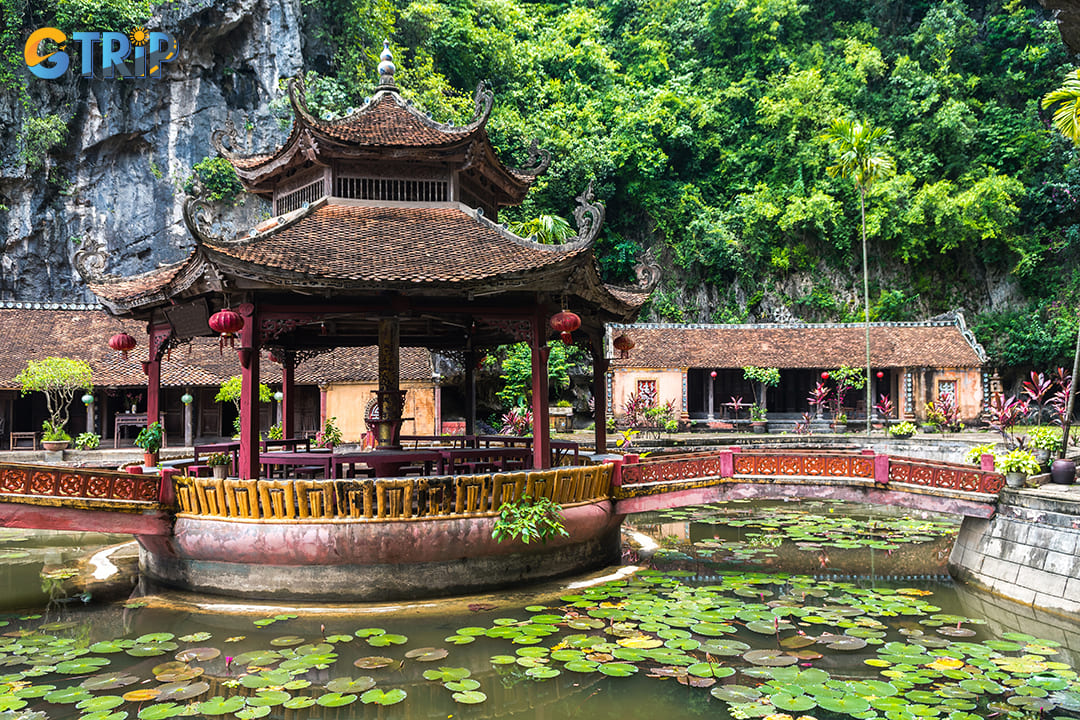 The rainy season enhances the tranquil ambiance of Hoa Lu