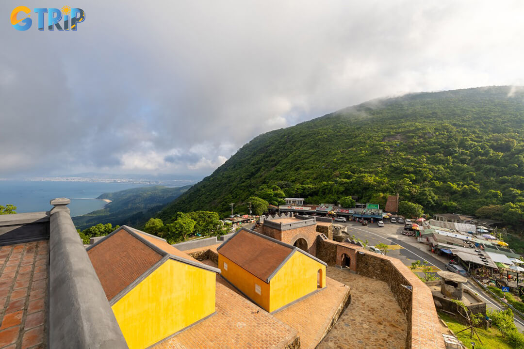 The restored Hai Van Gate enhances your visit with interactive digital features that let you explore its history, visualize the past, and enjoy a more engaging, modern experience