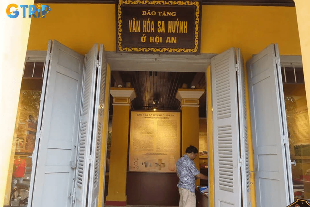 The Sa Huynh civilization was an early central Vietnamese culture known for agriculture, maritime trade, and its rich archaeological legacy preserved in Hoi An