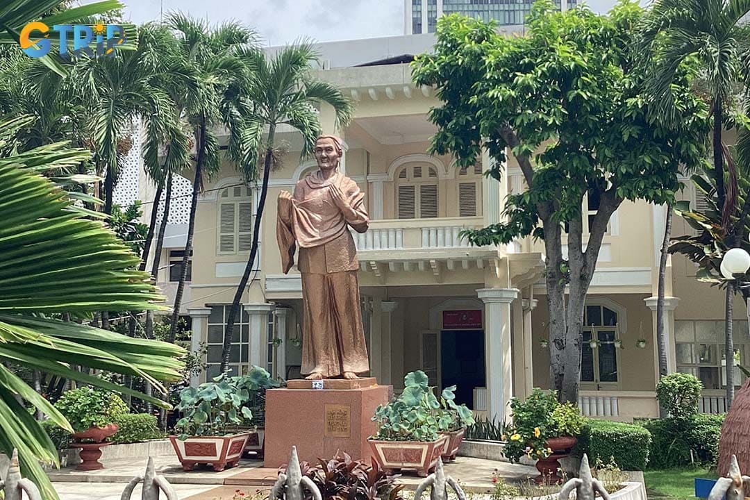 The Southern Women’s Museum was founded to preserve and celebrate the enduring strength, sacrifice, and cultural heritage of women across the southern region