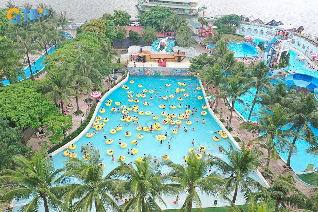 The Wave Pool offers an ocean-like experience in the heart of Hanoi, featuring an impressive 3-meter-deep artificial wave system