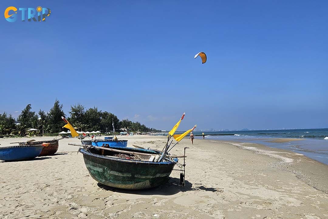 There are many nearby hotels and homestays that you can consider staying
