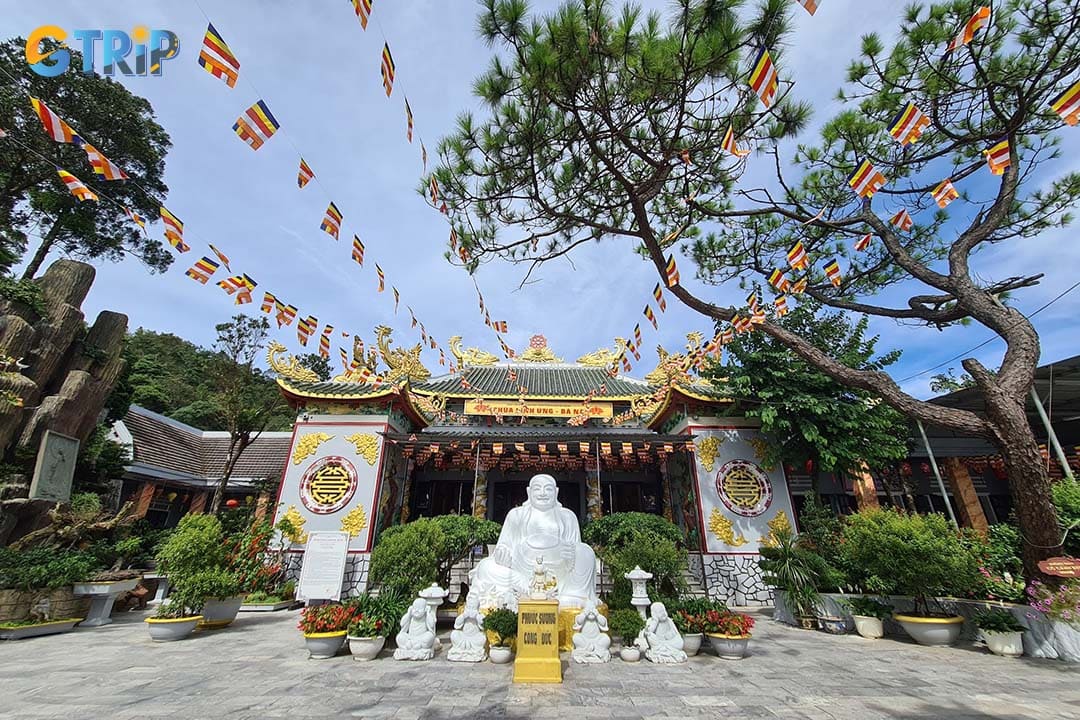 There are some special events at Linh Ung Pagoda every year