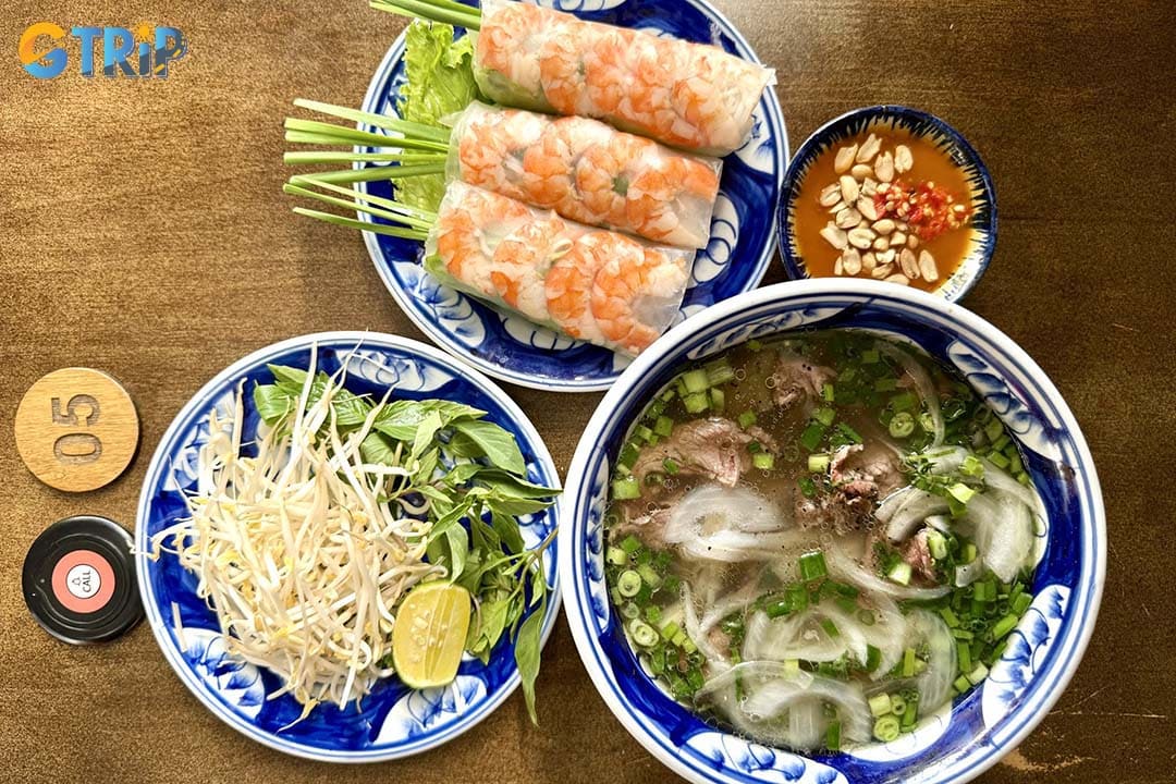Thia Go Restaurant is an upscale Vietnamese restaurant offering refined pho alongside a wide range of authentic local dishes