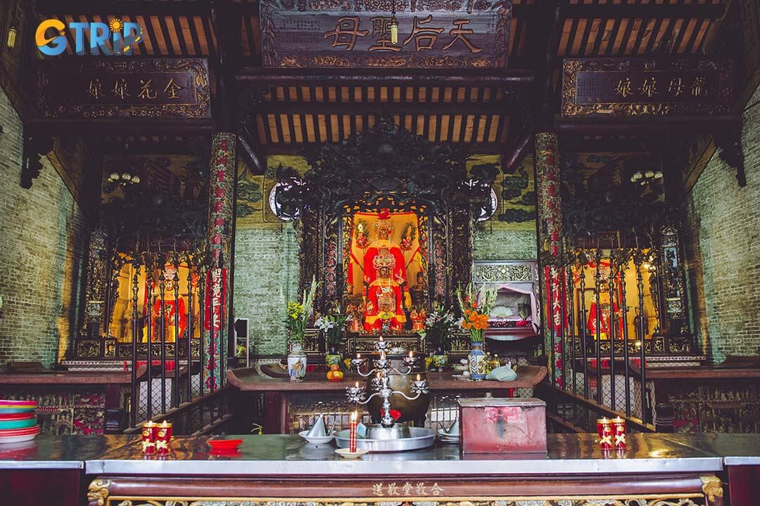 Thien Hau Pagoda showcases classic Chinese architecture, from its ornate “pai lou” entrance with dragon-carved columns to its harmonious courtyard layout