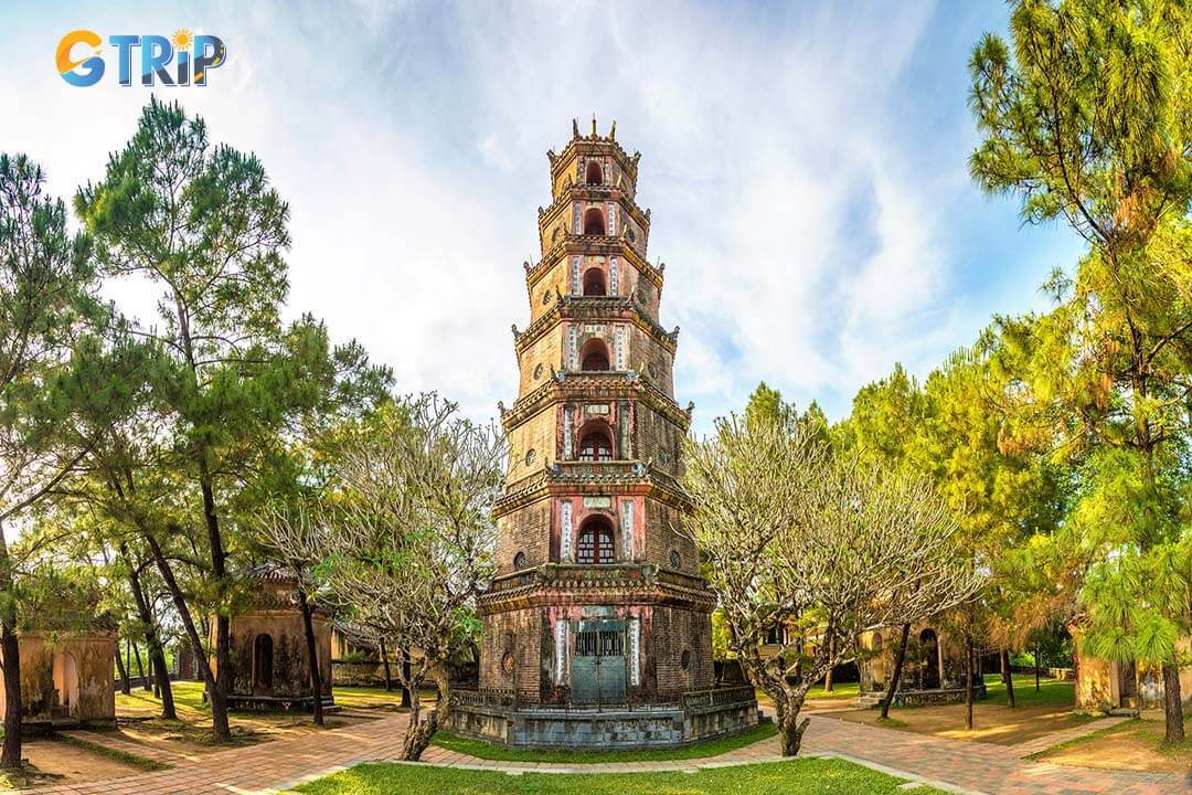Thien Mu Pagoda showcases Vietnamese Buddhist architecture, featuring the iconic Phuoc Duyen Tower, ancient bronze bell, and ornate shrines rich in spiritual heritage