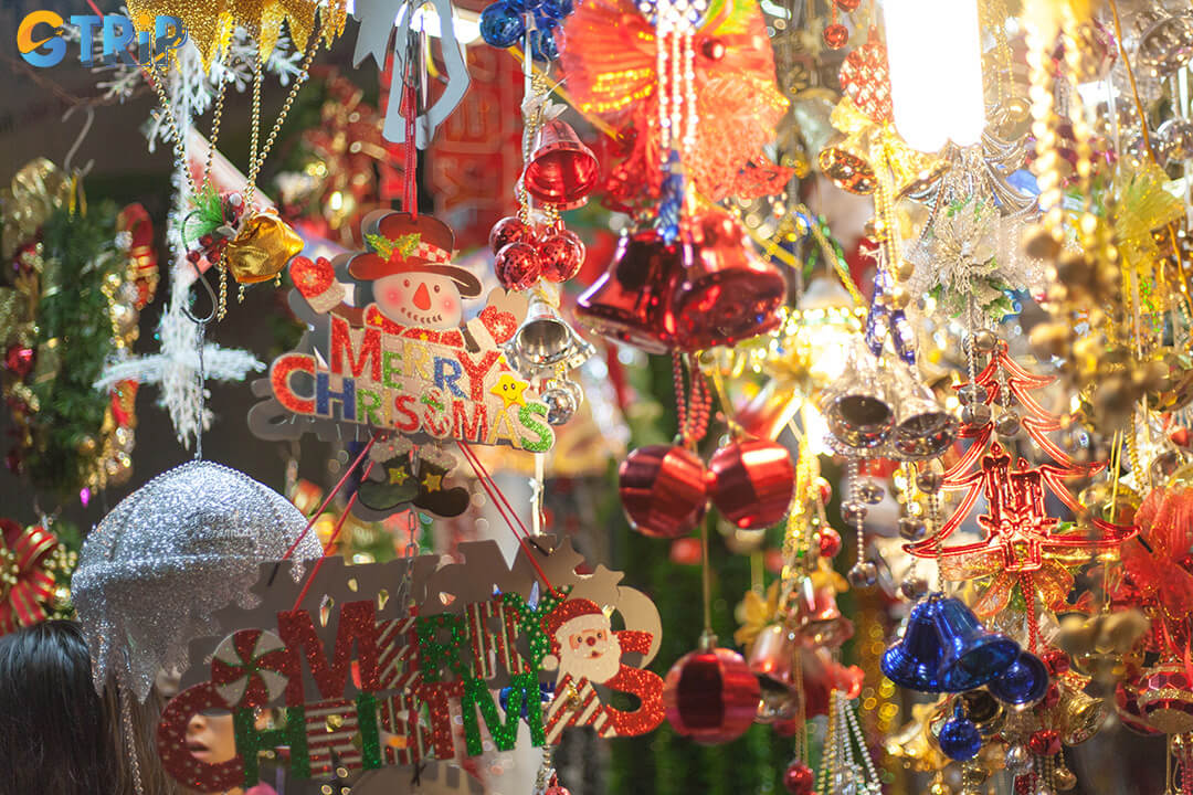 Though not an official holiday, Christmas in Ho Chi Minh City is celebrated with vibrant energy, blending Christian traditions with a lively citywide atmosphere